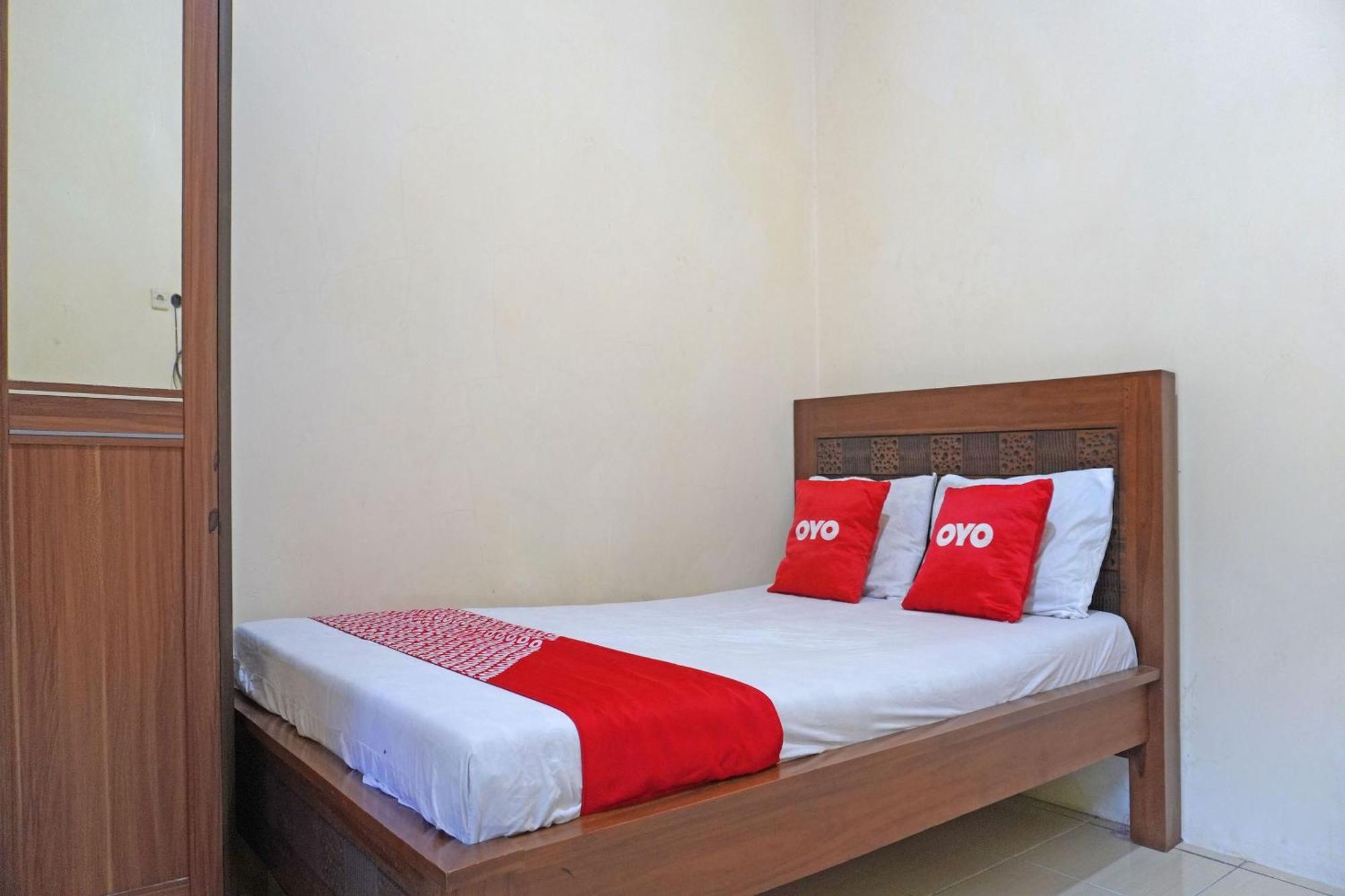 Oyo 91762 Green Home Stay Syariah Purwakarta Exterior foto