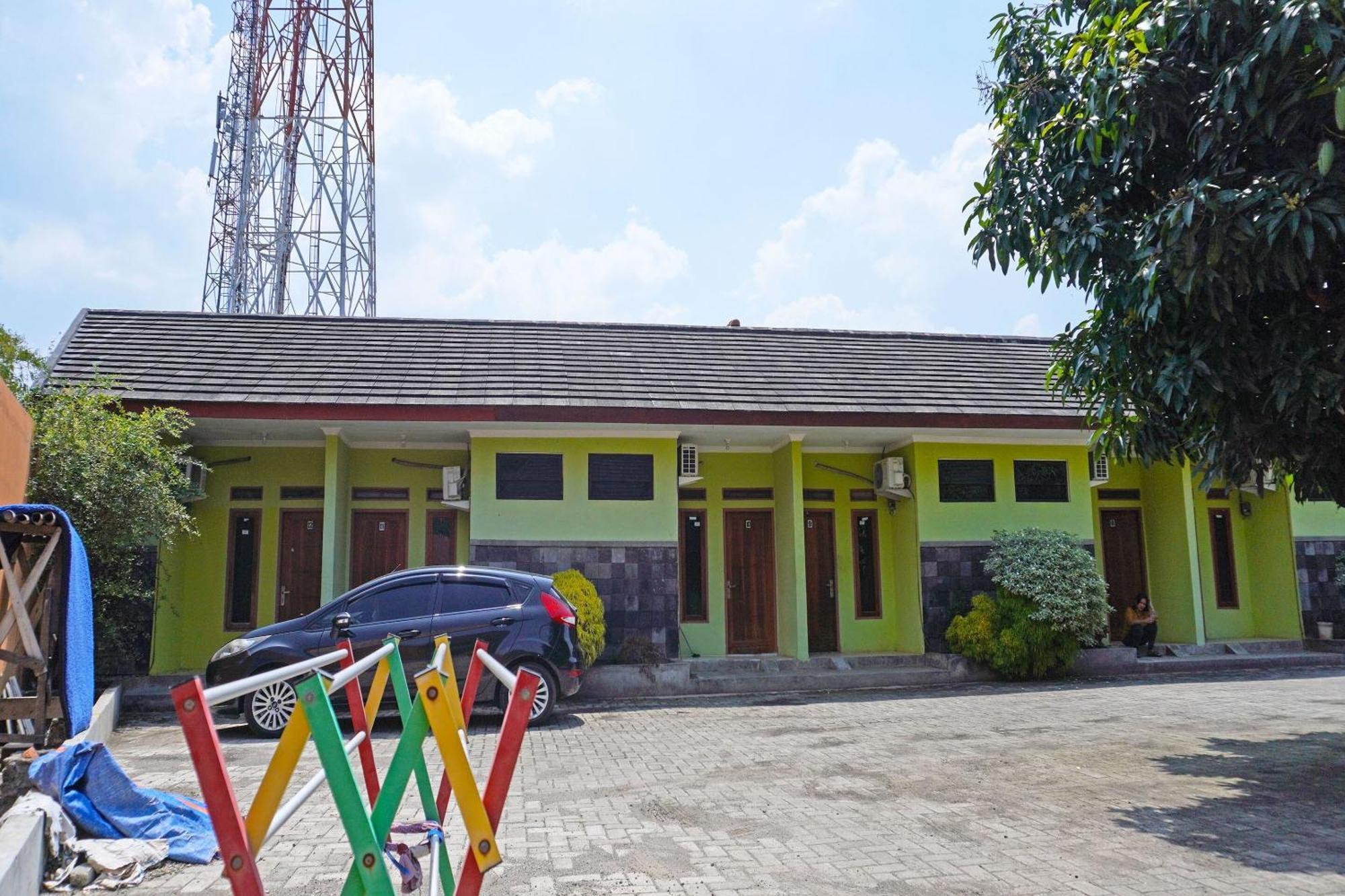 Oyo 91762 Green Home Stay Syariah Purwakarta Exterior foto